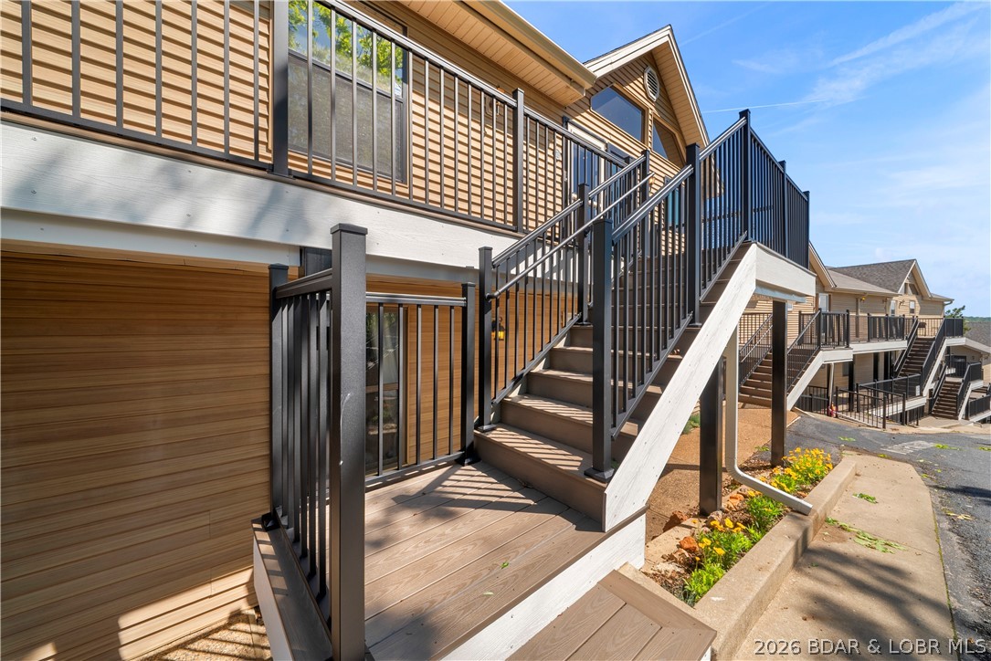 The Falls Condo - Residential