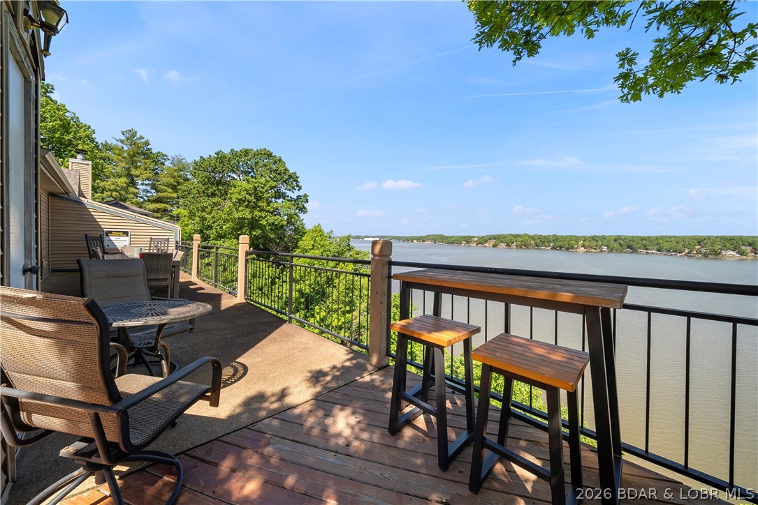 The Falls Condo - Residential