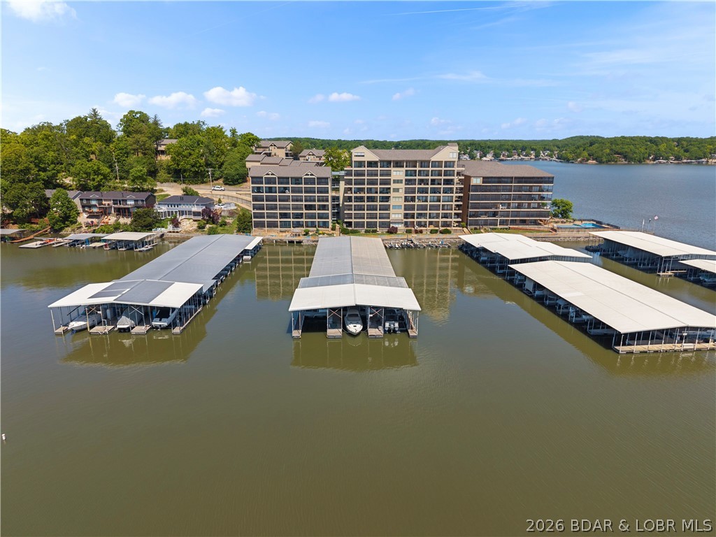 The Falls Condo - Residential