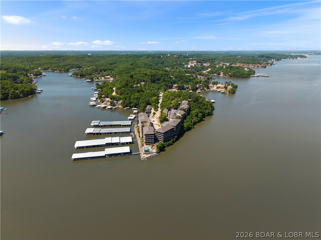 The Falls Condo - Residential
