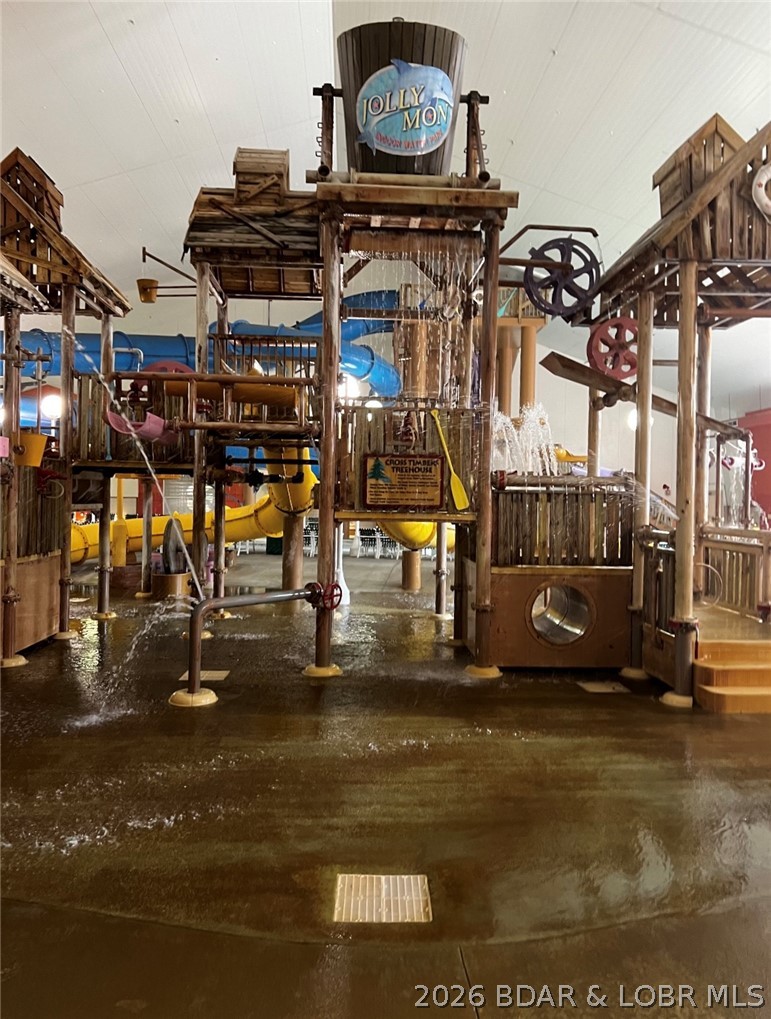 Tan-Tar-A Estates - Residential