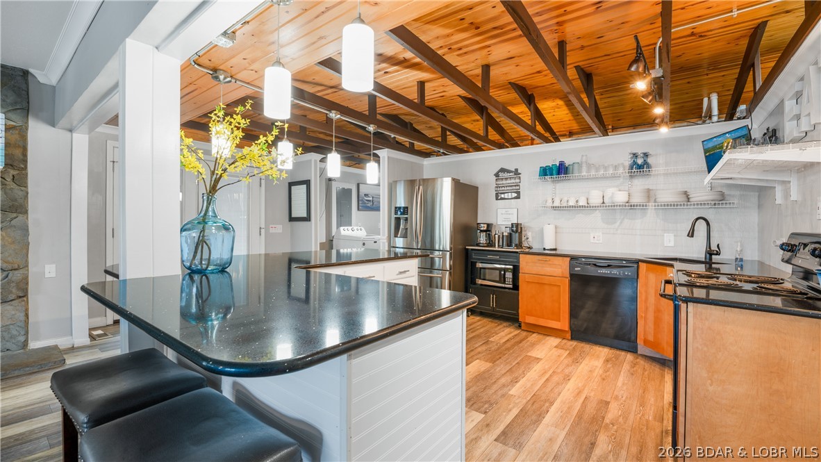 Hacketts Dis-l-do - Residential