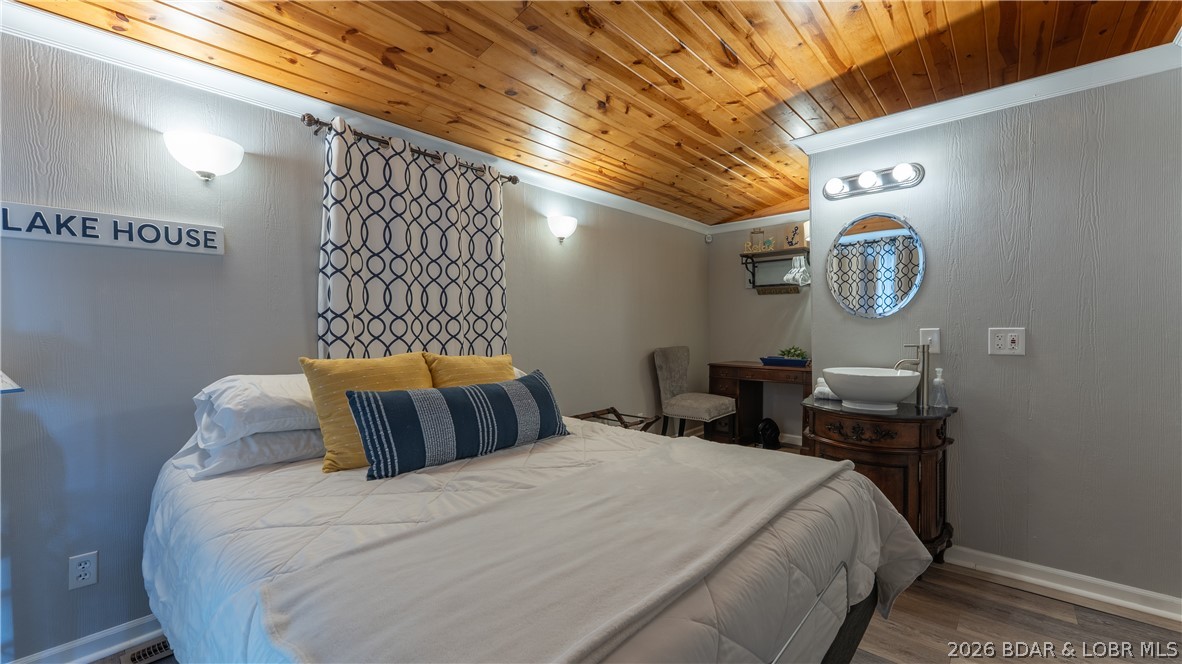 Hacketts Dis-l-do - Residential