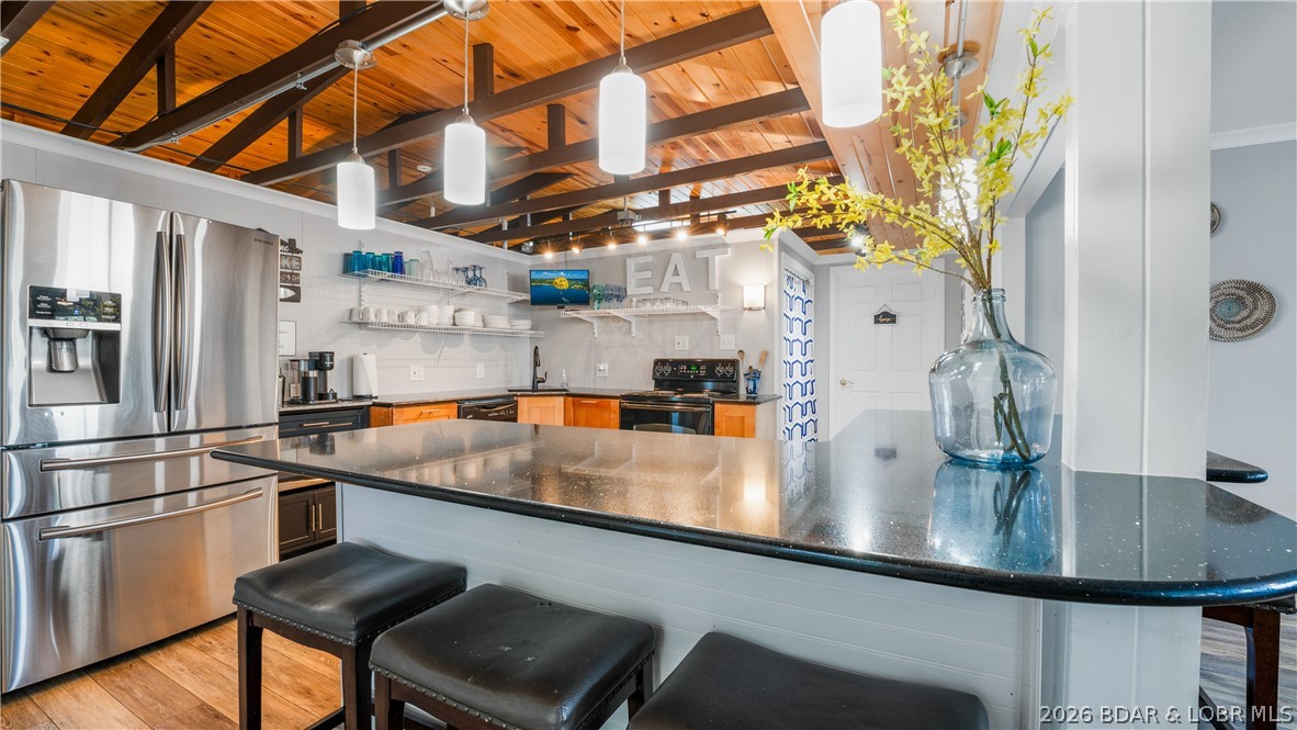 Hacketts Dis-l-do - Residential