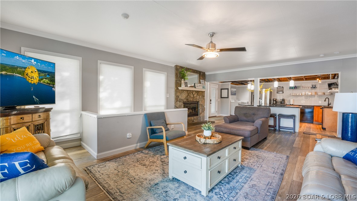 Hacketts Dis-l-do - Residential