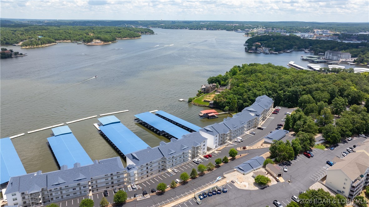 Stoneledge Condominium - Residential