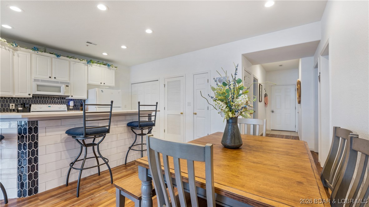 Stoneledge Condominium - Residential