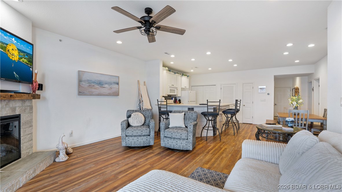 Stoneledge Condominium - Residential