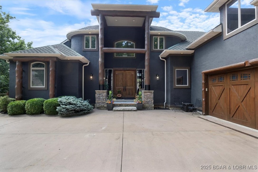 Grand Point - Residential