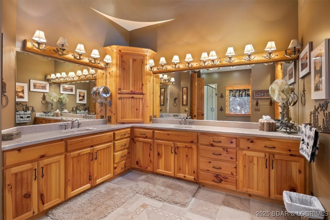 Grand Point - Residential