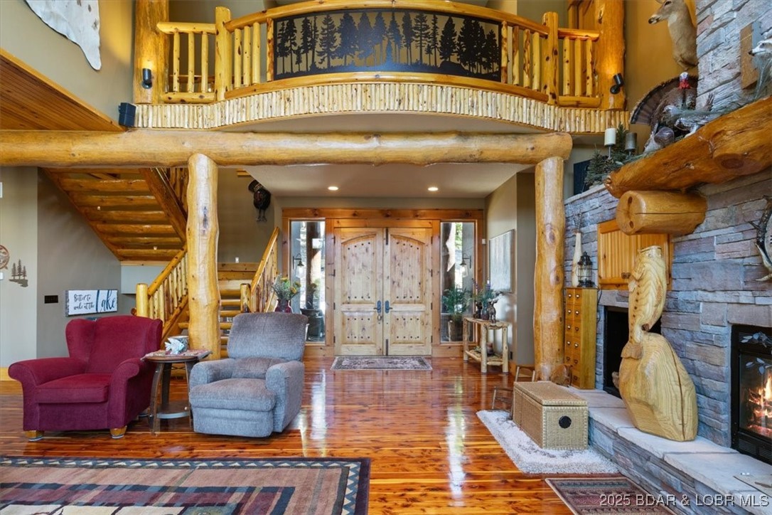 Grand Point - Residential