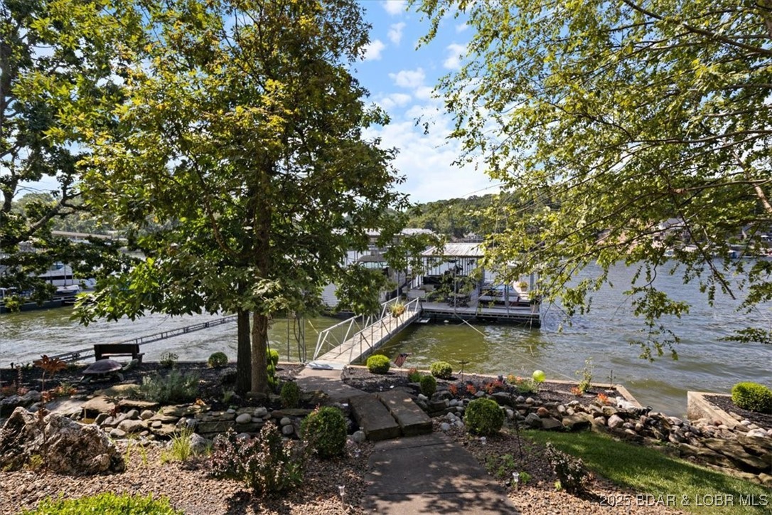 Grand Point - Residential