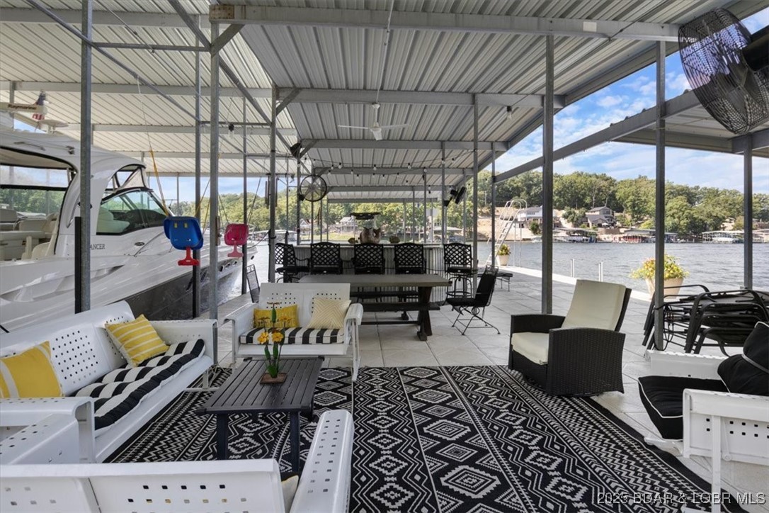 Grand Point - Residential