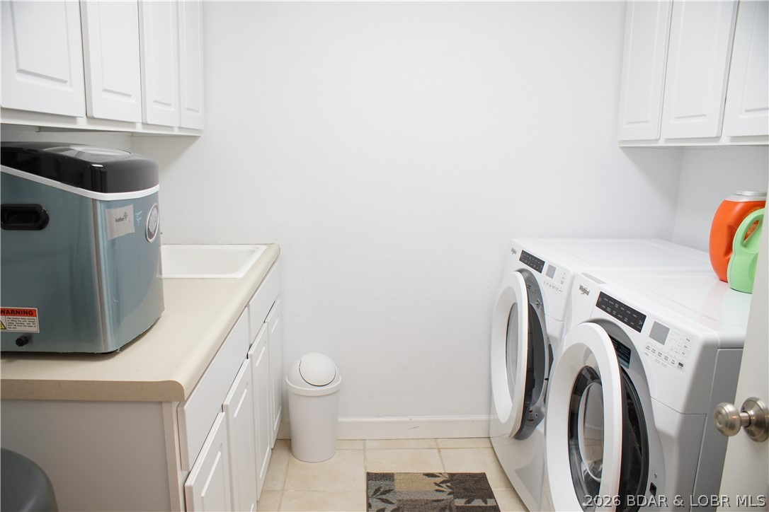 Lighthouse Pointe Condominium - Residential