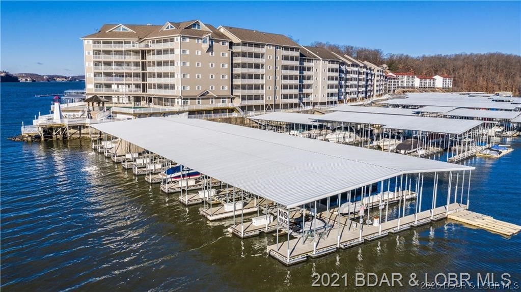 Lighthouse Pointe Condominium - Residential