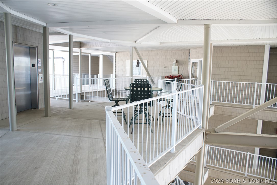 Lighthouse Pointe Condominium - Residential