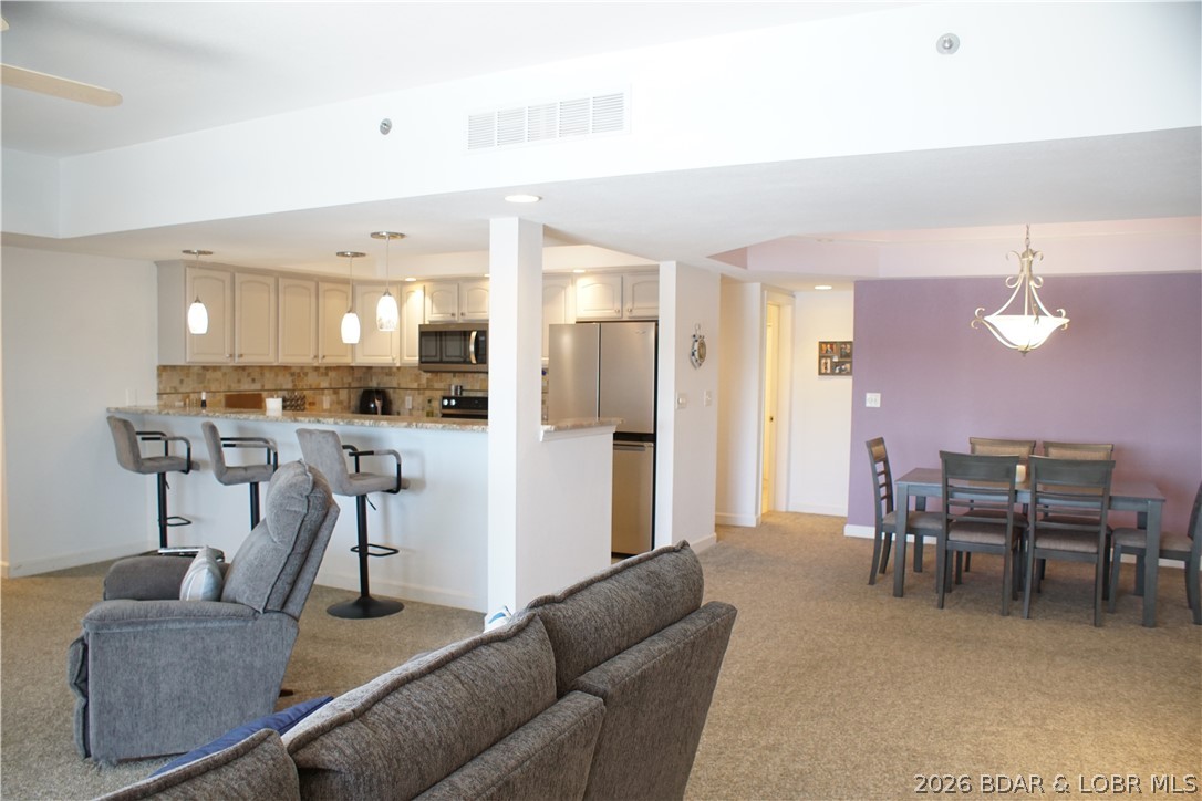 Lighthouse Pointe Condominium - Residential