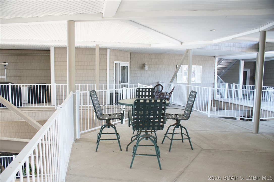 Lighthouse Pointe Condominium - Residential