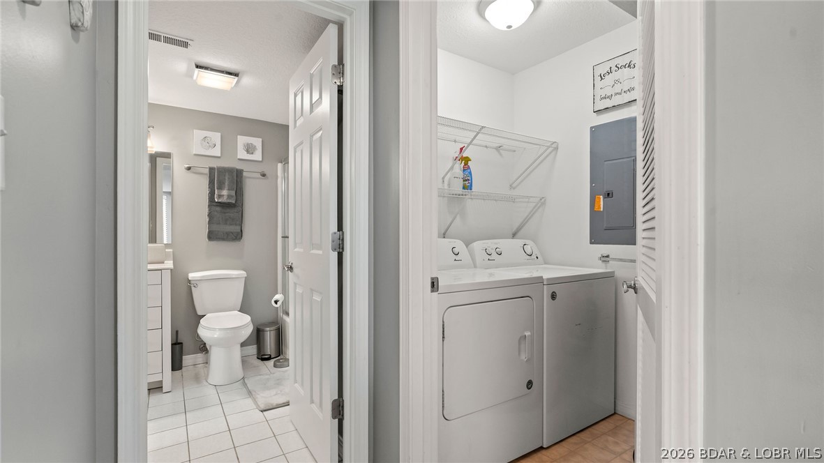 Four Seasons Racqt-Cntry Club - Residential