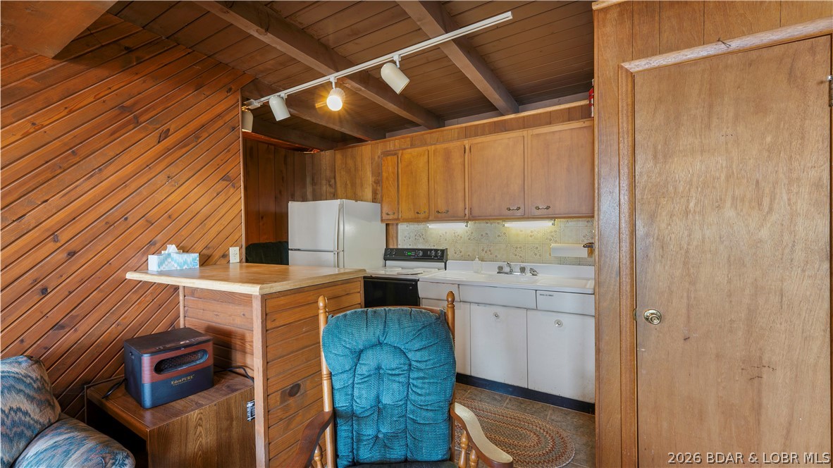 Bales Indian Hills - Residential