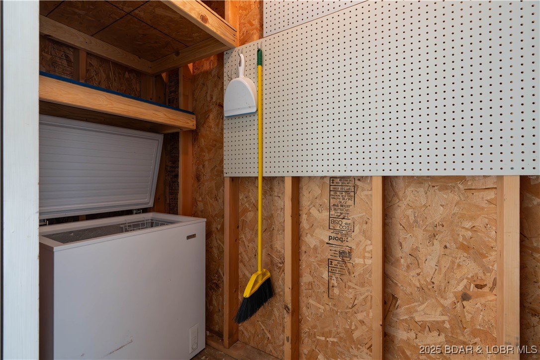 Lighthouse Landing Condominium - Residential