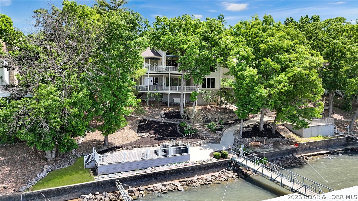 Imperial Point - Residential