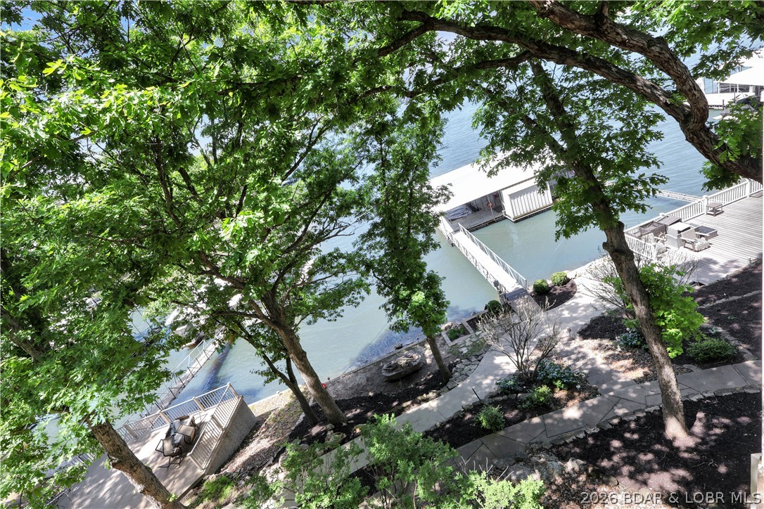 Imperial Point - Residential