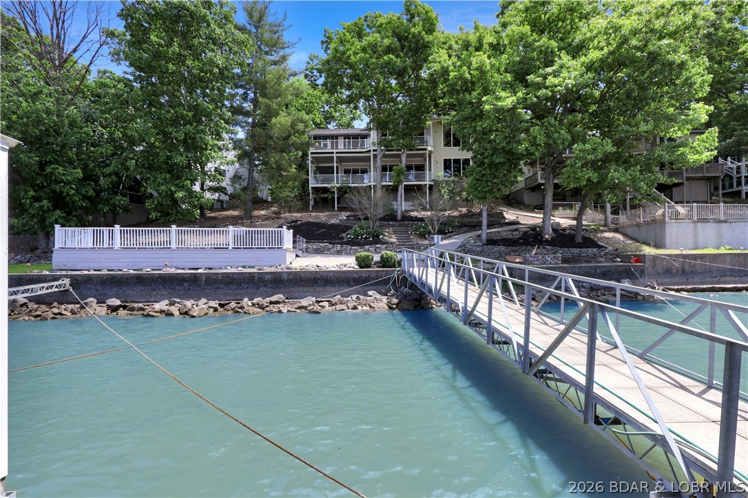 Imperial Point - Residential