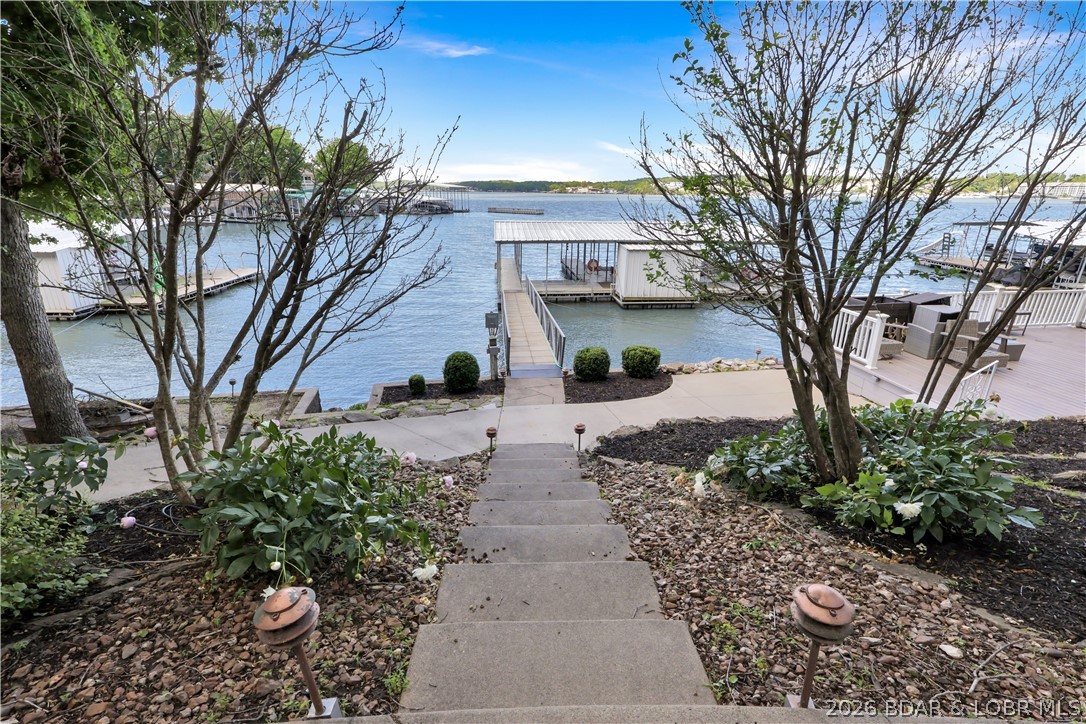 Imperial Point - Residential