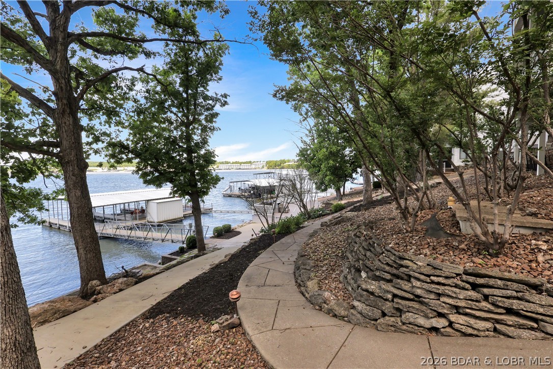Imperial Point - Residential