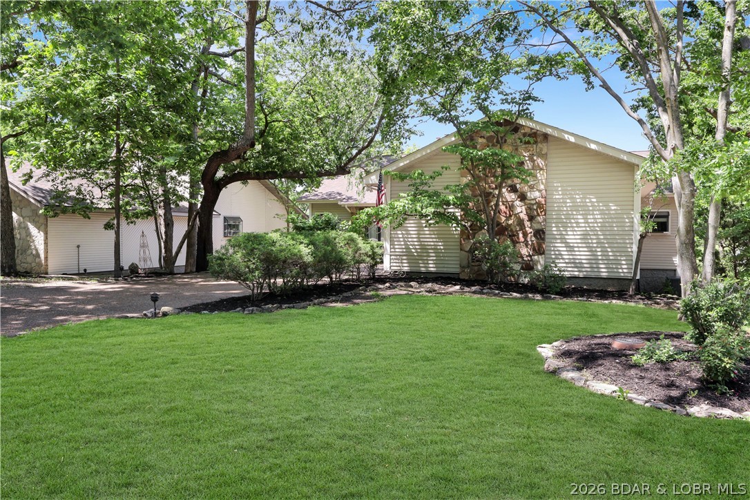 Imperial Point - Residential