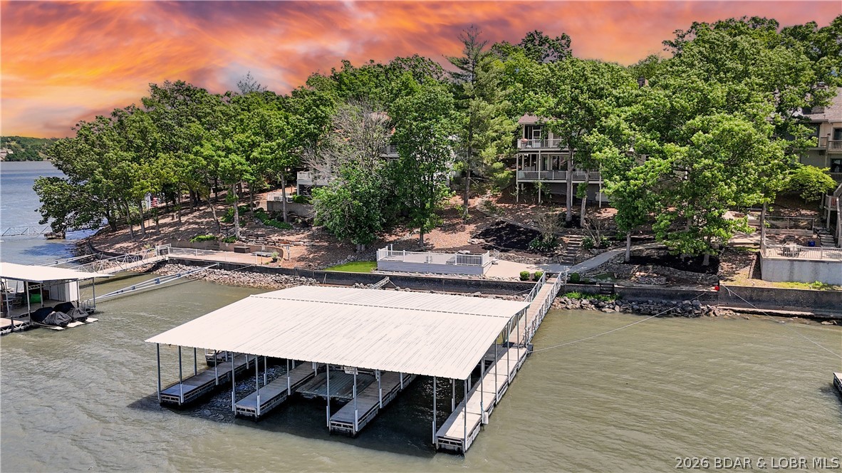 Imperial Point - Residential