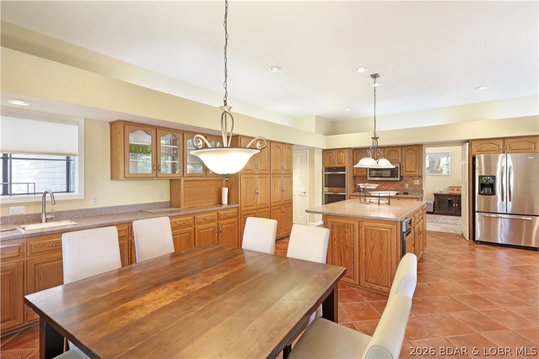 Imperial Point - Residential