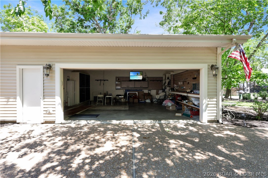 Imperial Point - Residential