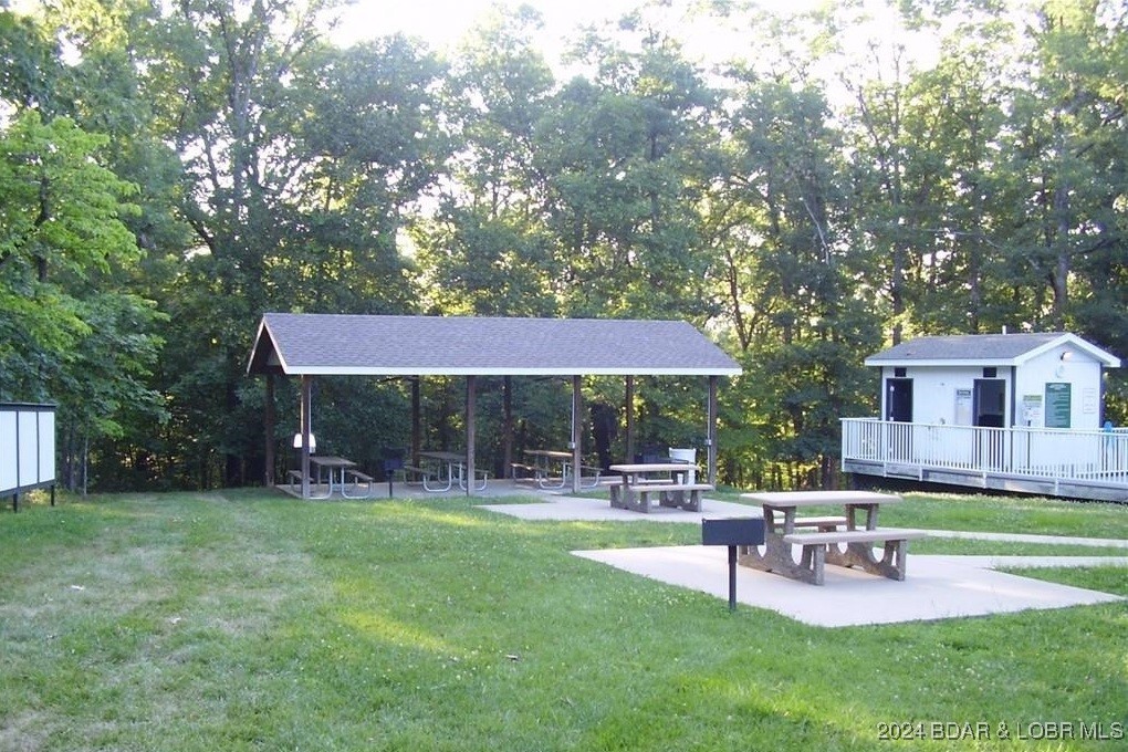 Cornett Cove No. 7 - Land