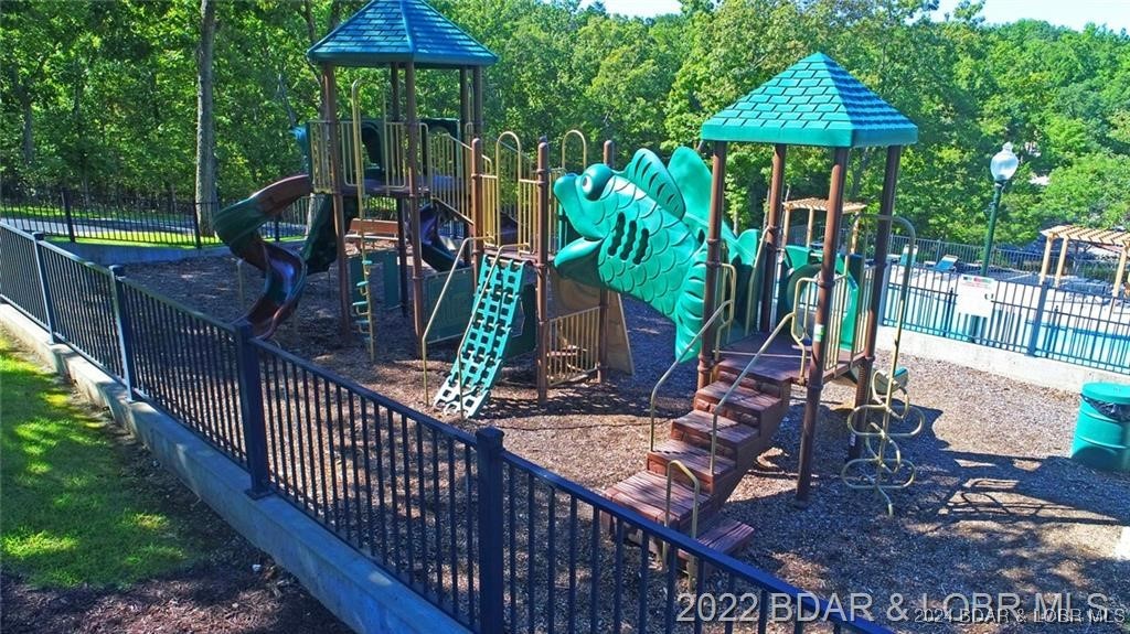 Cornett Cove No. 7 - Land