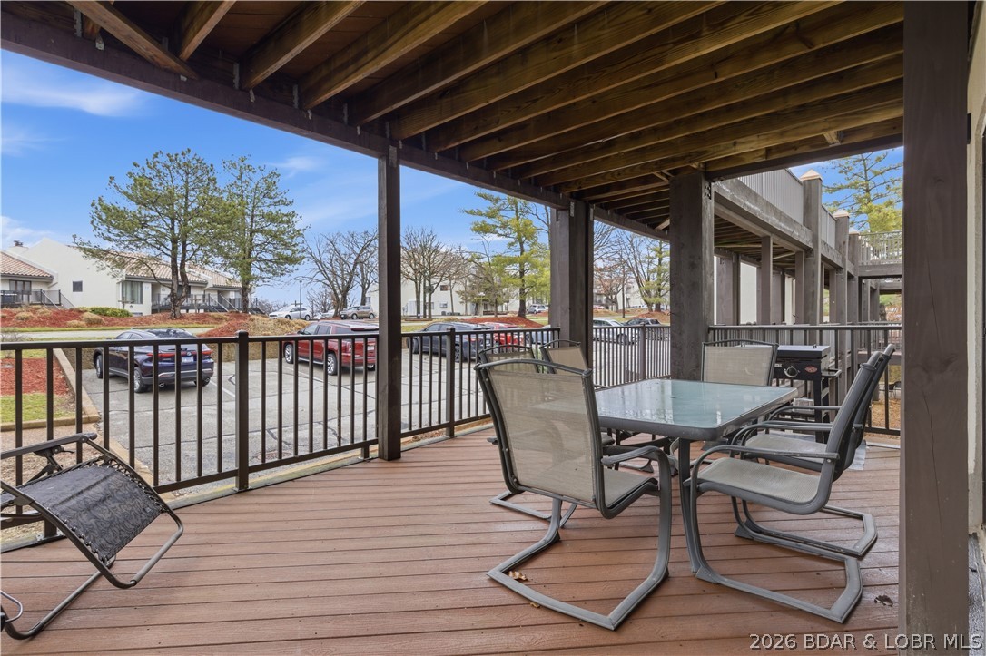 Four Seasons Racqt-Cntry Club - Residential