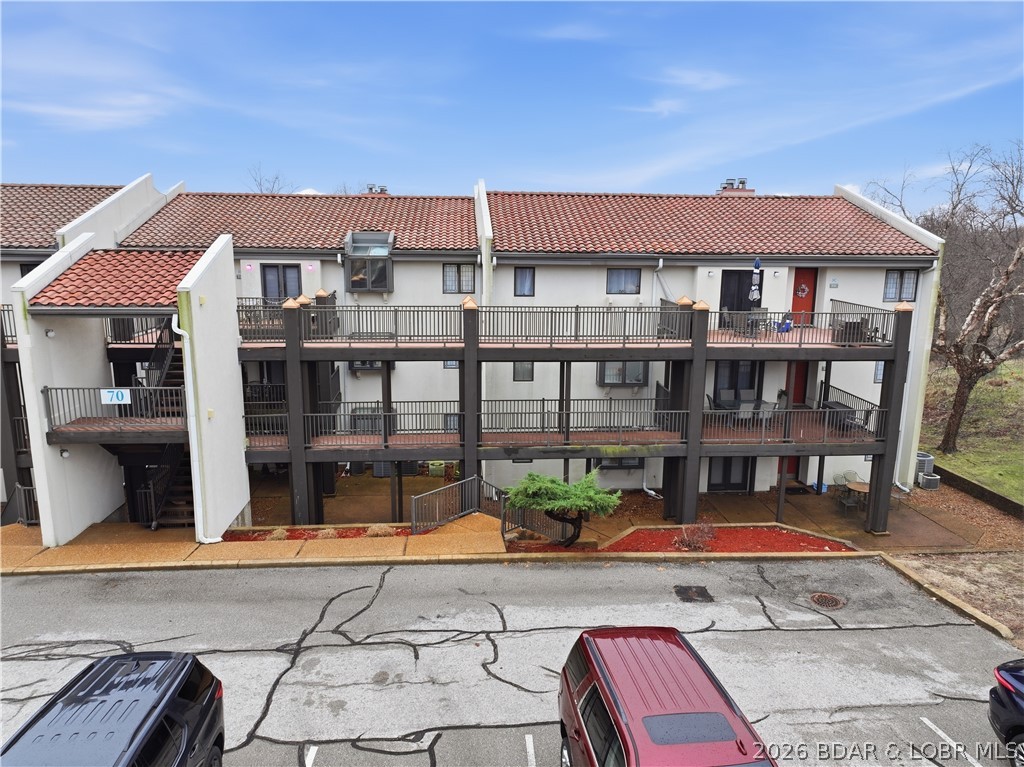 Four Seasons Racqt-Cntry Club - Residential