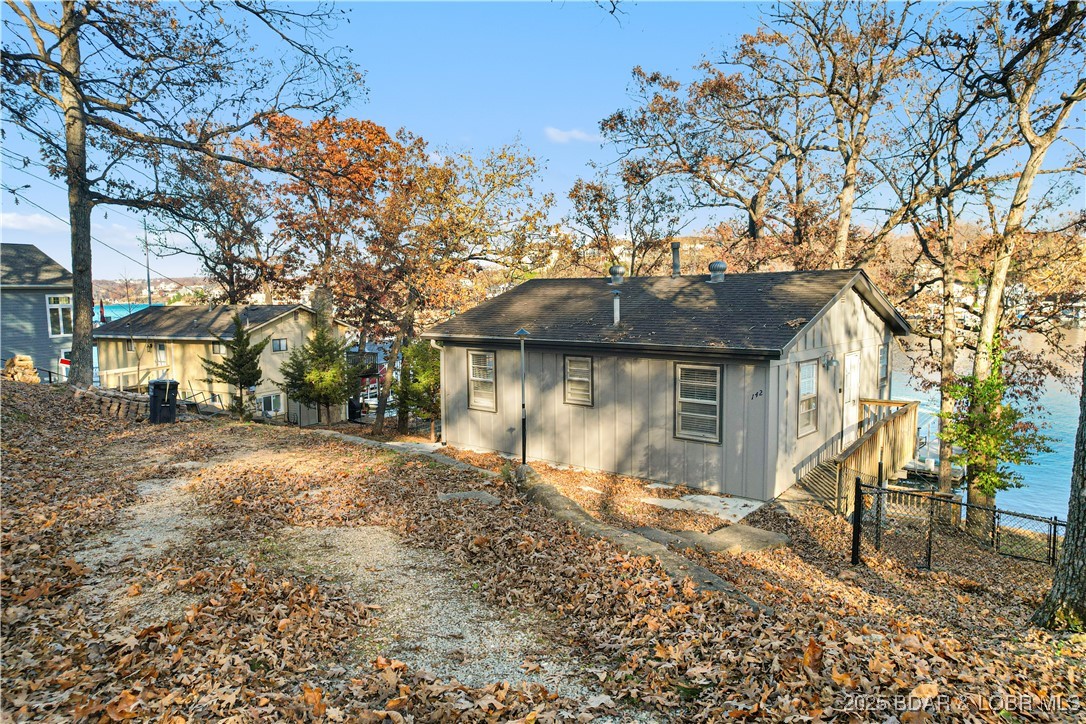 Sunrise Beach, Missouri 65079, United States, 3 Bedrooms Bedrooms, ,2 BathroomsBathrooms,Residential,Contingent,250223