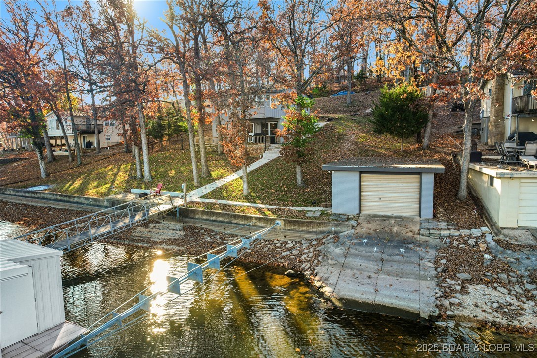 Sunrise Beach, Missouri 65079, United States, 3 Bedrooms Bedrooms, ,2 BathroomsBathrooms,Residential,Contingent,250223