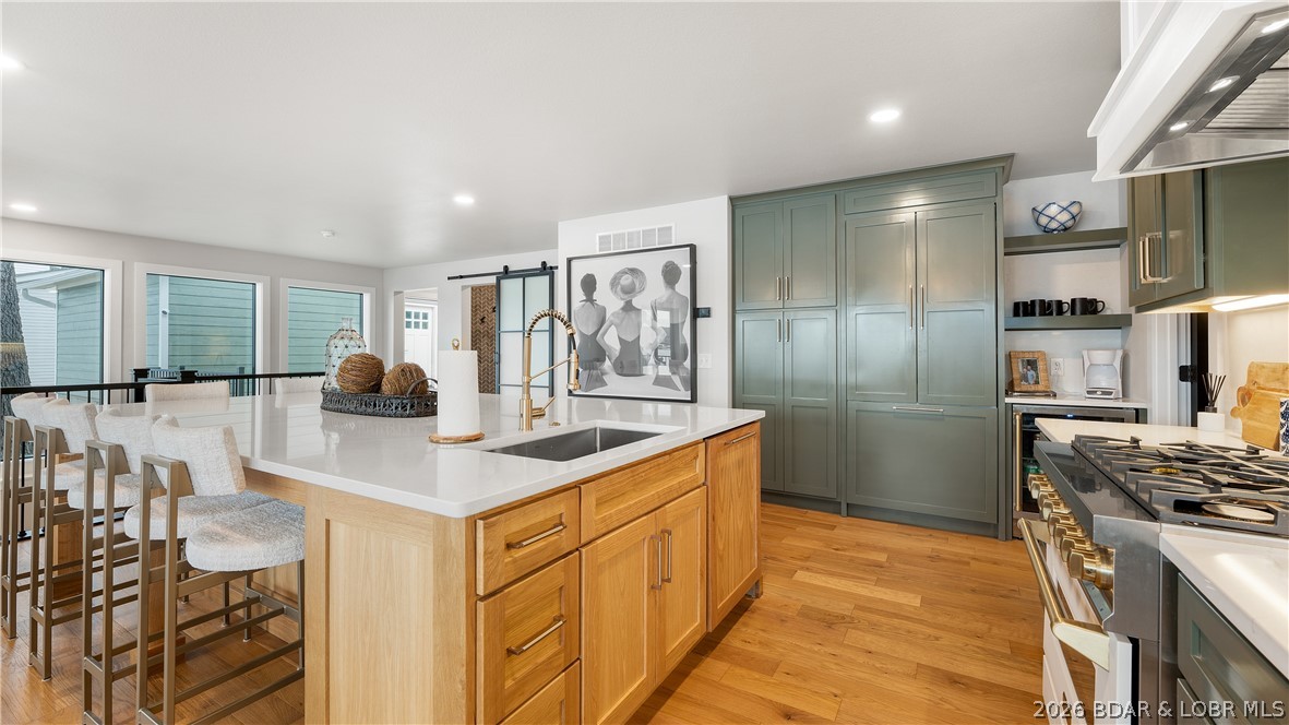 Alona Point - Residential