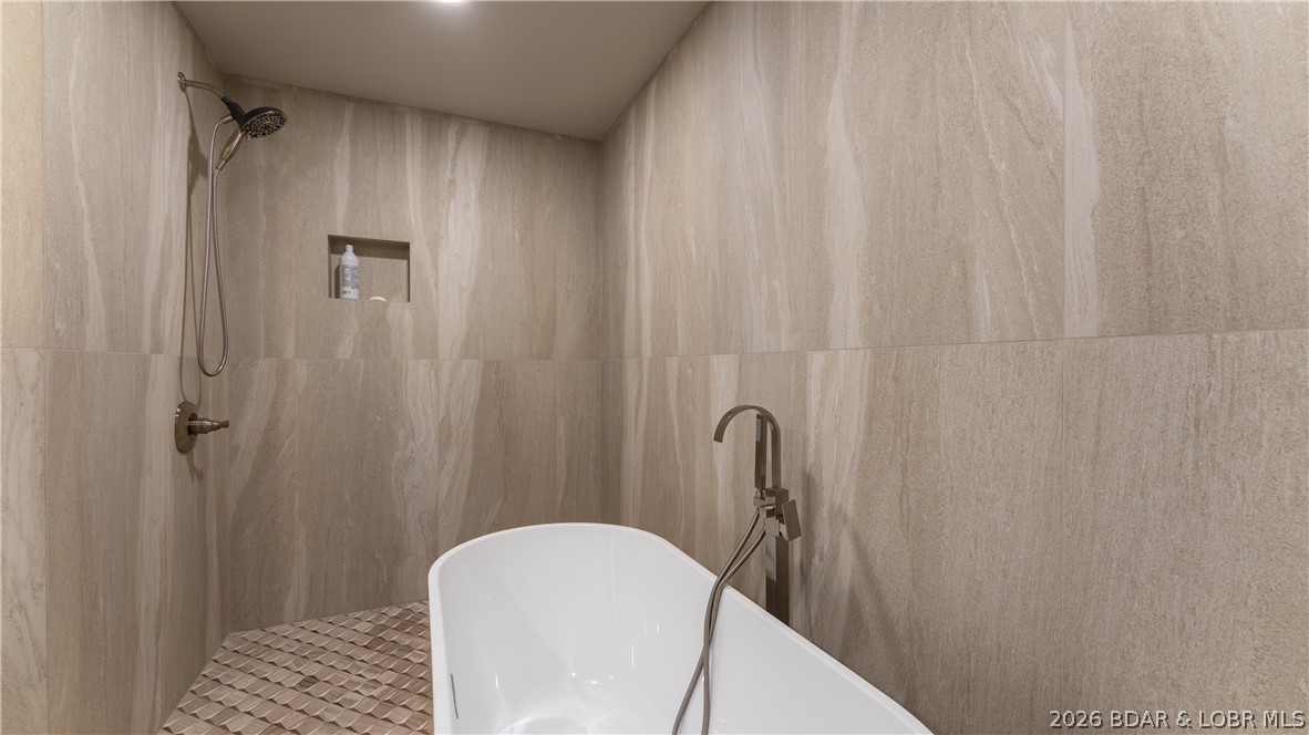 Alona Point - Residential