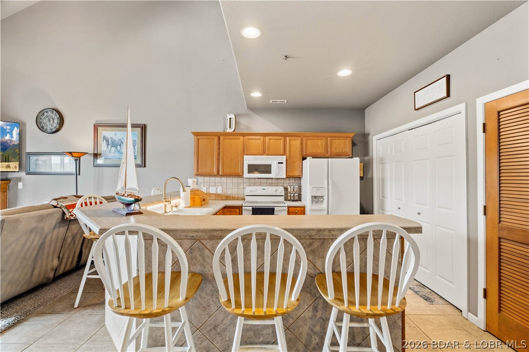 Windgate On The Lake Condo - Residential