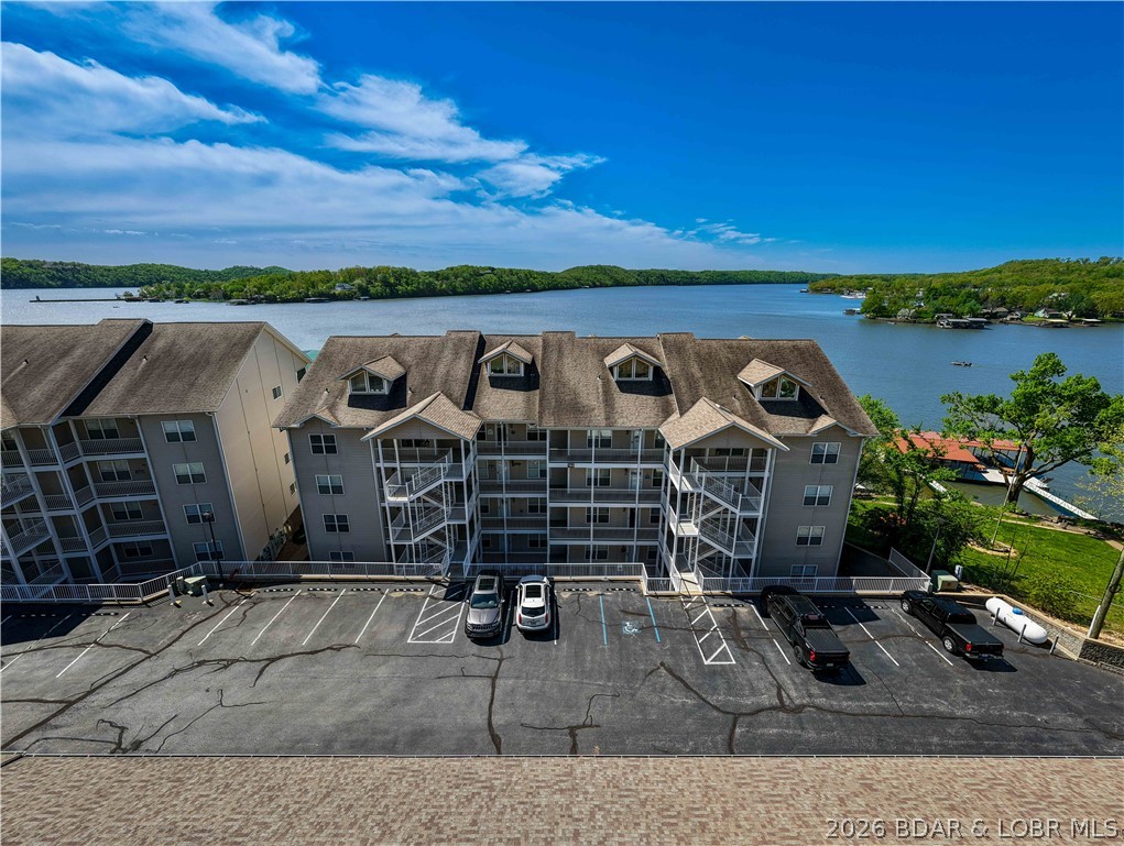 Windgate On The Lake Condo - Residential