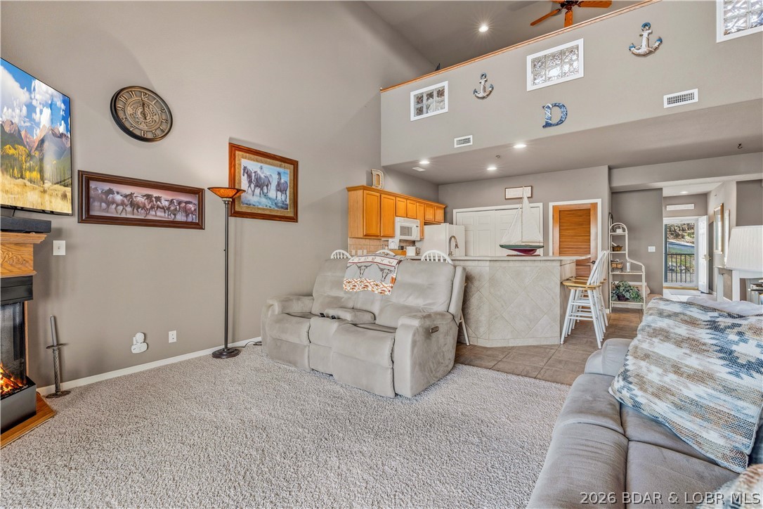 Windgate On The Lake Condo - Residential