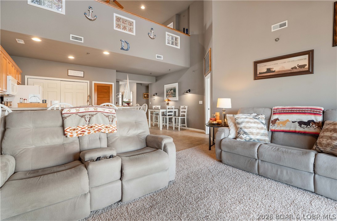 Windgate On The Lake Condo - Residential