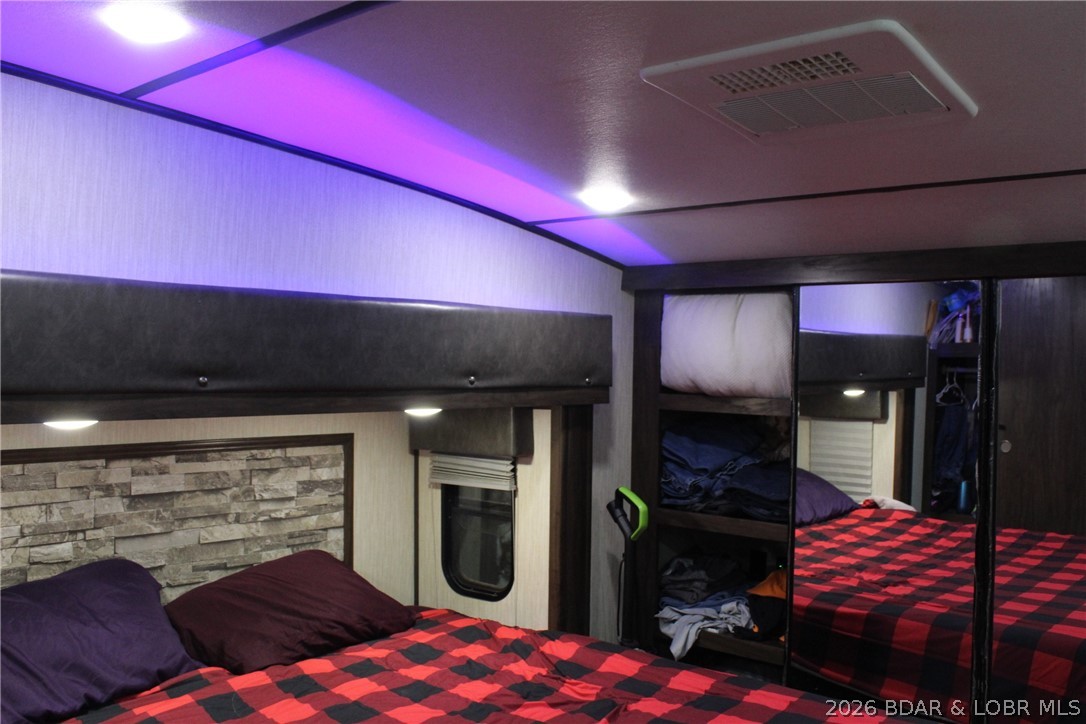 Mallard Bay II - Residential