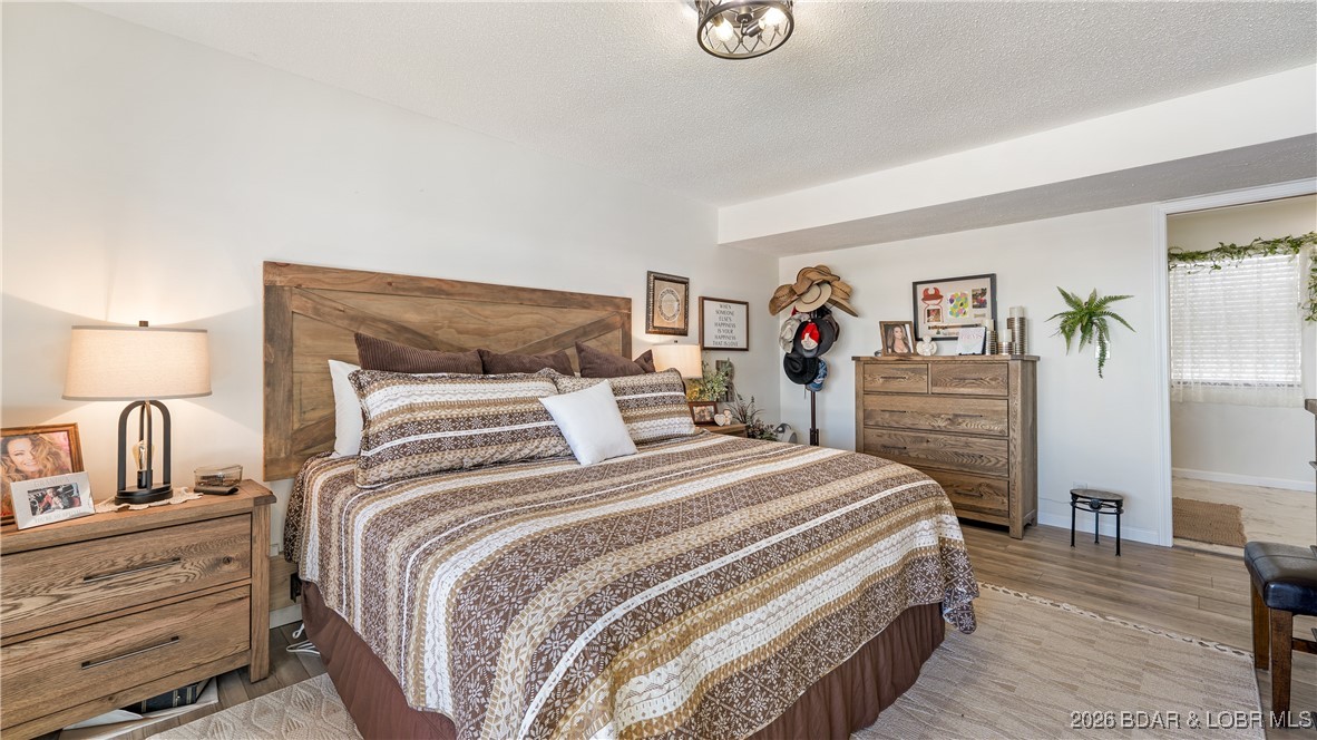 Waters Edge Condominium - Residential