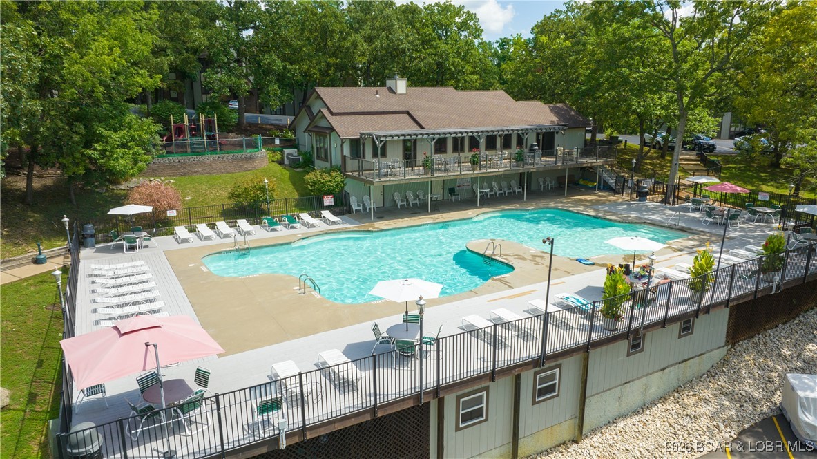 Waters Edge Condominium - Residential