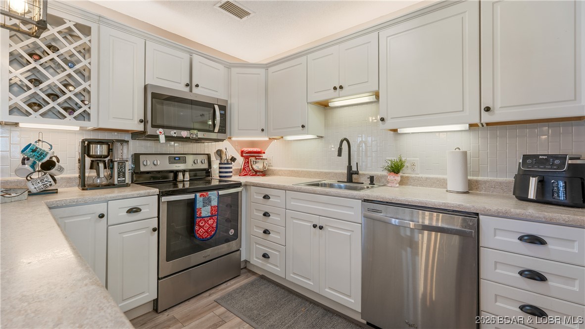 Waters Edge Condominium - Residential